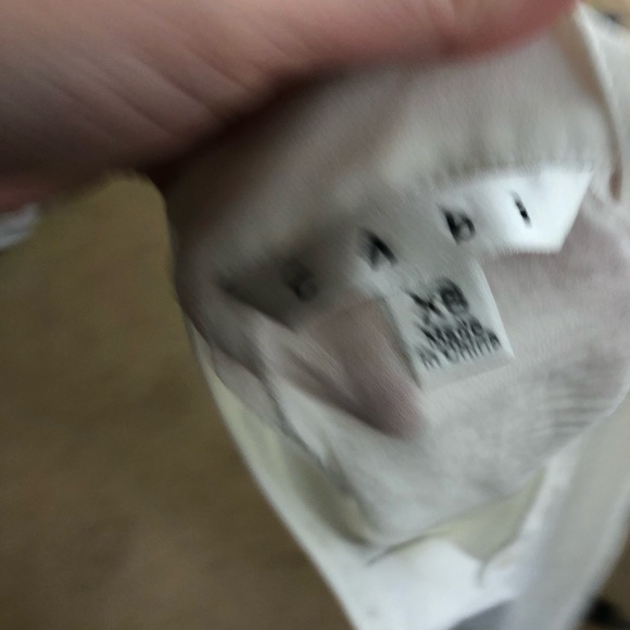 Cabi snap blouse white sheer sleeveless office career lightweight top - Picture 3 of 4